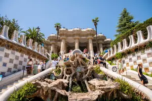 O Parque Guell, ponto turístico de Barcelona