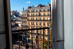 Jnaela de hospedagem em Paris