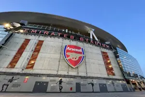 Entrada para o Emirates Stadium.