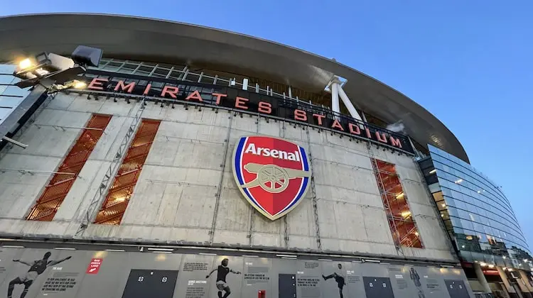 Entrada para o Emirates Stadium.