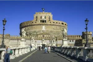 Entrada do Castelo de Santo Ângelo, Itália