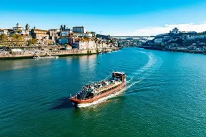 Passeio de barco no Rio Douro