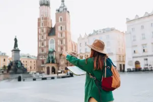 Seja sozinho ou acompanhado, é seguro viajar para a Polônia.