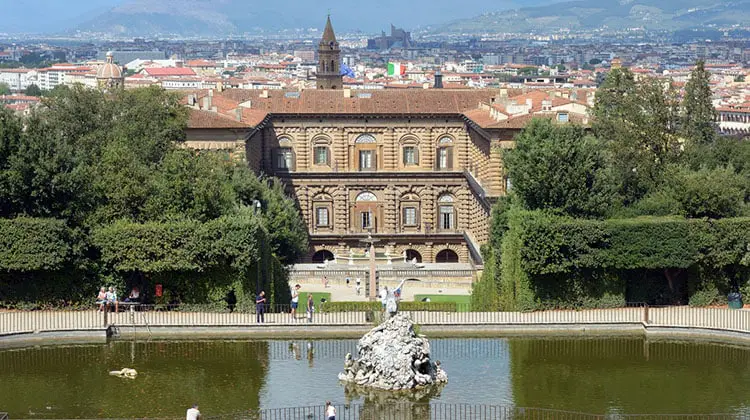 Vista do Palácio Pitti, uma das atrações incluídas no Firenze Card
