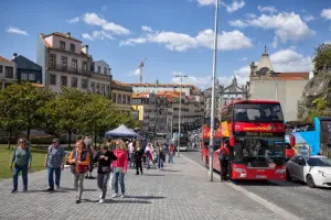 Ônibus que faz hop-on hop-off no Porto