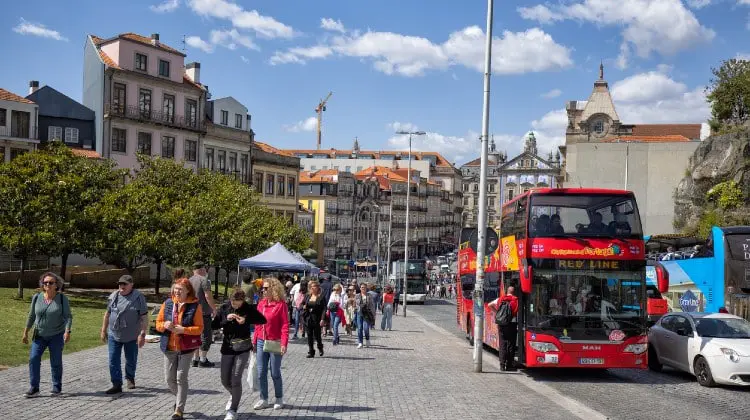 Ônibus que faz hop-on hop-off no Porto