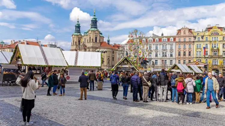 Praga é um dos lugares para viajar na Páscoa.
