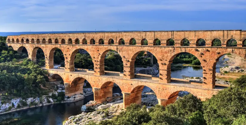 nimes na frança