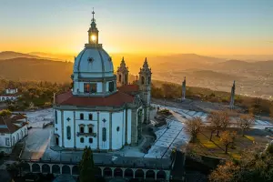 Santuário do Sameiro, com vista da cidade de Braga