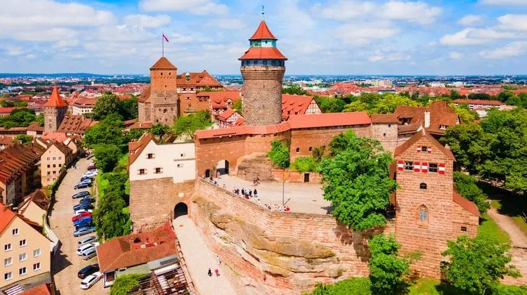 Castelo de Nuremberg em dia de sol