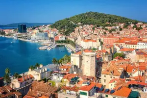 Visão panorâmica da cidade de Split na Croácia