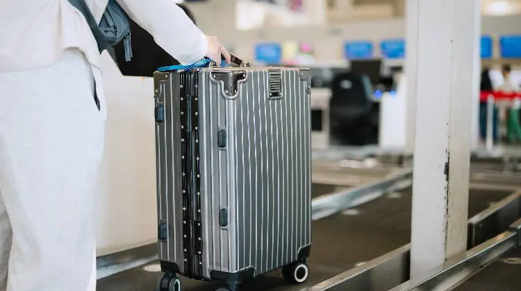 Saibe o que pode e o que não pode levar no avião, tanto despachado quanto na bagagem de mão