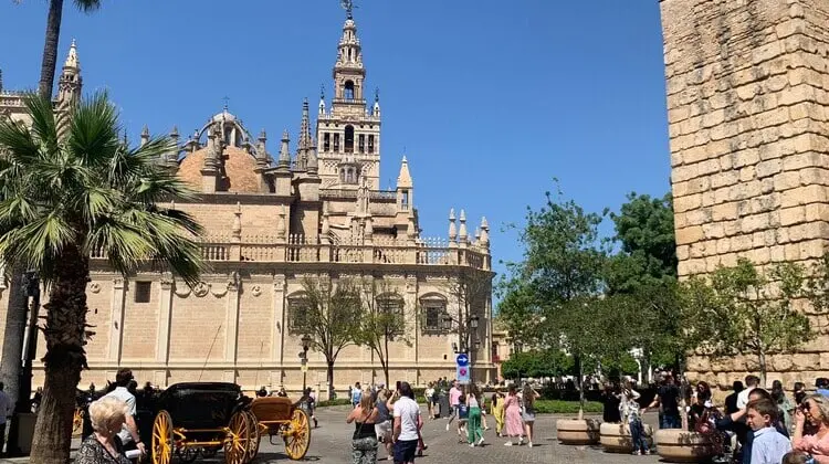 Vista do Alcázar De Sevilha, na Espanha.