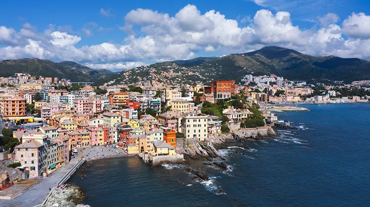 Bairro Boccadasse, em Gênova é opção onde ficar