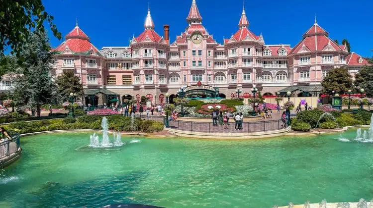 Saber onde se hospedar na Disney Paris vai permitir uma experiência mais imersiva.