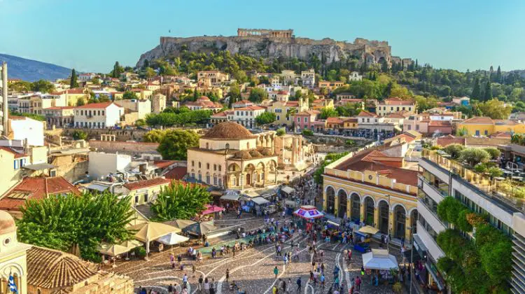 Atenas em dia de sol