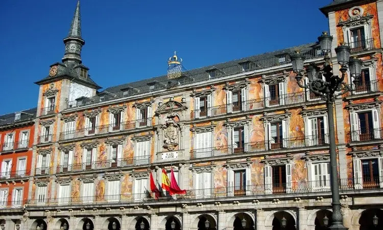 pontos turisticos de madri plaza mayor
