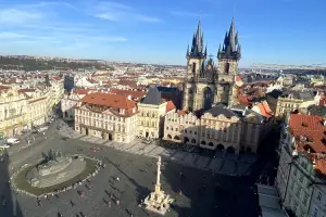 ld Town Hall é um dos pontos turísticos de Praga