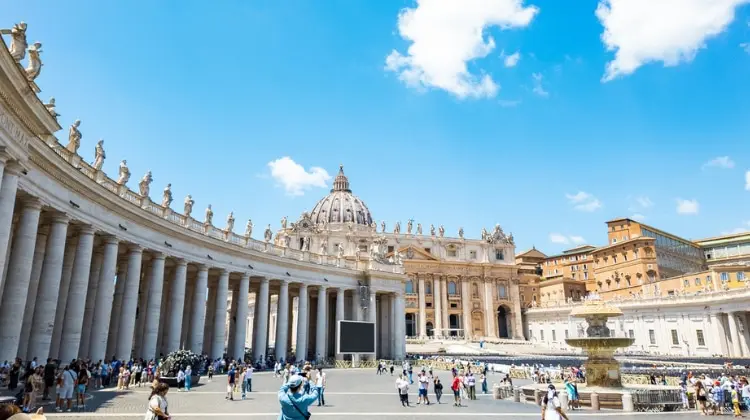 Praça de São Pedro no Vaticano.