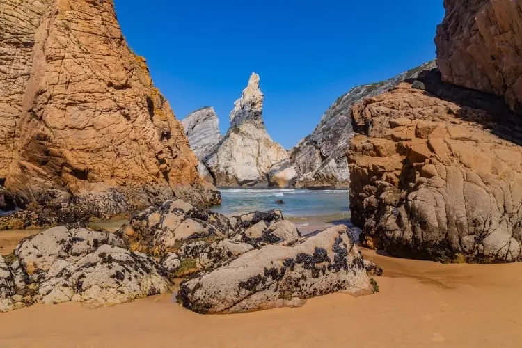 Praia da Ursa, uma das atrações de o que fazer em Sintra