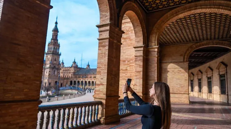 Saber quanto custa viajar para Espanha é o primeiro passo para organizar a sua viagem. Descubra.
