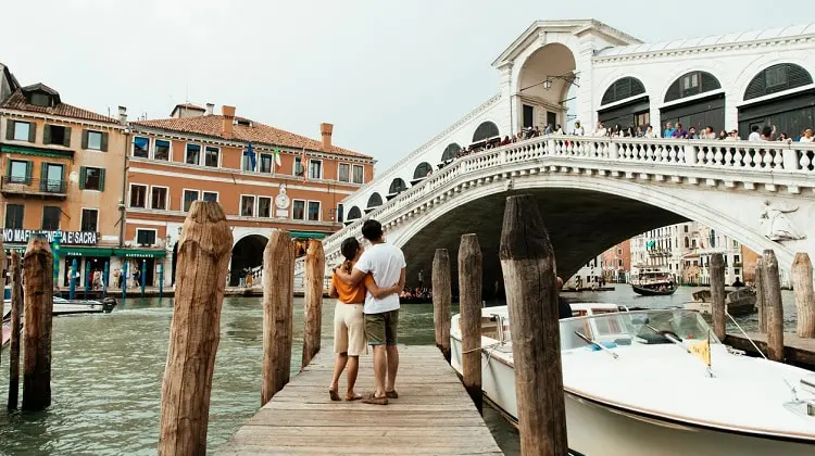 Ponte de Rialto em Veneza