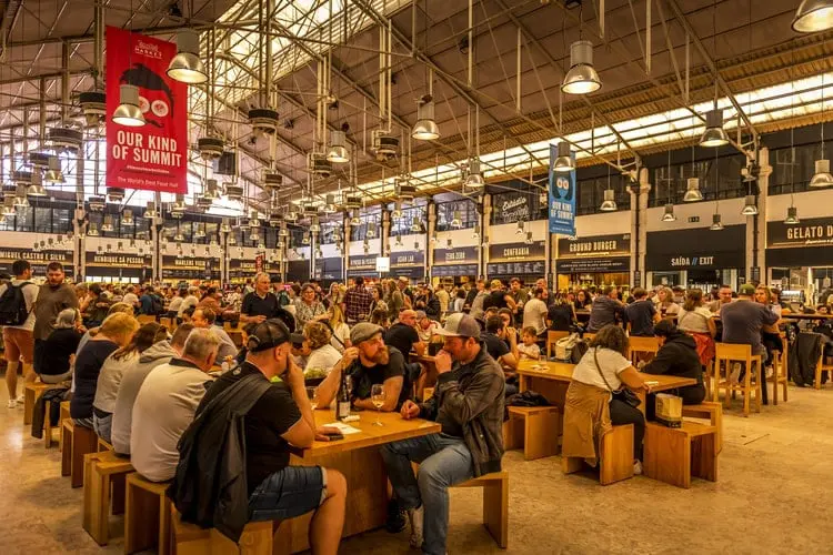 Refeitório do Time Out Market, onde comer em Lisboa