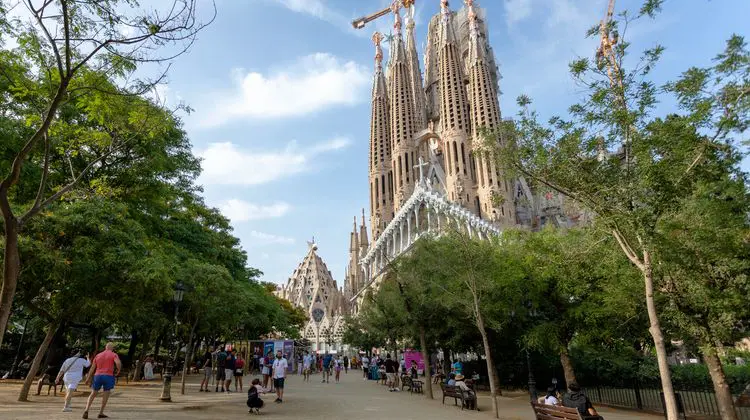 A Sagrada Família é um destino popular no roteiro em Barcelona.