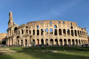 Coliseu durante o dia
