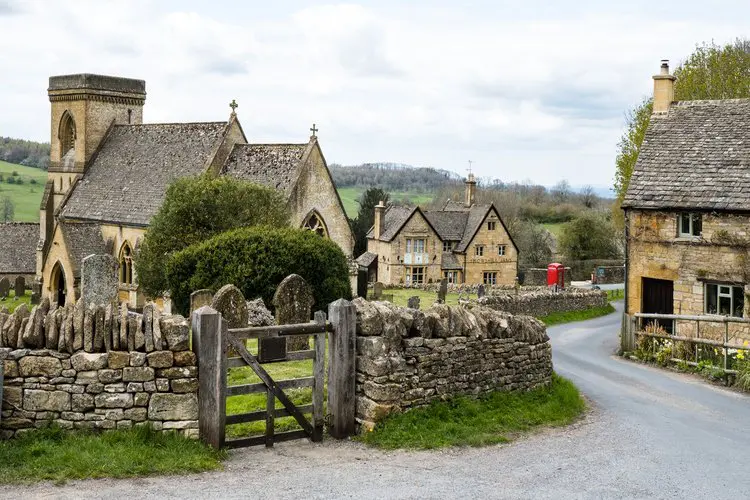 Inclua as Cotswolds no roteiro Reino Unido.