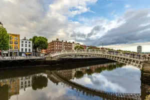 Ponte Ha'penny, em Dublin