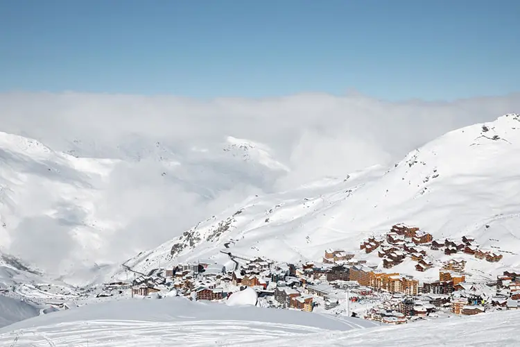 A estação de Val Thorens é a mais alta da Europa e foi eleita mais de uma vez a melhor do mundo para esquiar