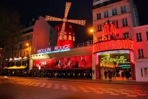 Visitar Moulin Rouge