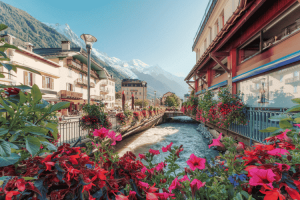 Aos pés do Mont Blanc, maior pico da Europa, Chamonix-Mont-Blanc é uma das melhores opções de bate e volta de Genebra ao unir centro histórico, rios cristalinos e natureza exuberante