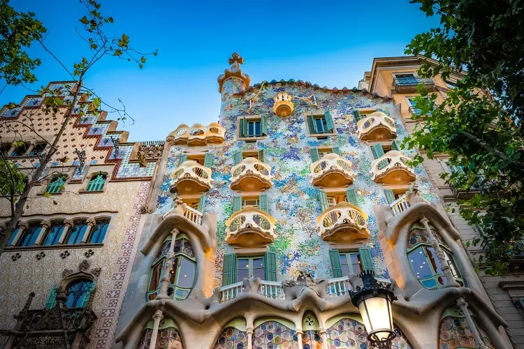 Edifício Casa Batllo de Antoni Gaudi em Barcelona, Catalunha, Espanha.