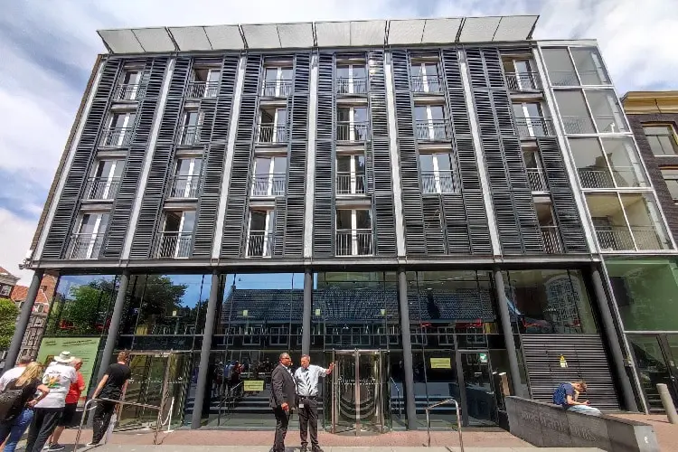 Casa Anne Frank, na capital da Holanda
