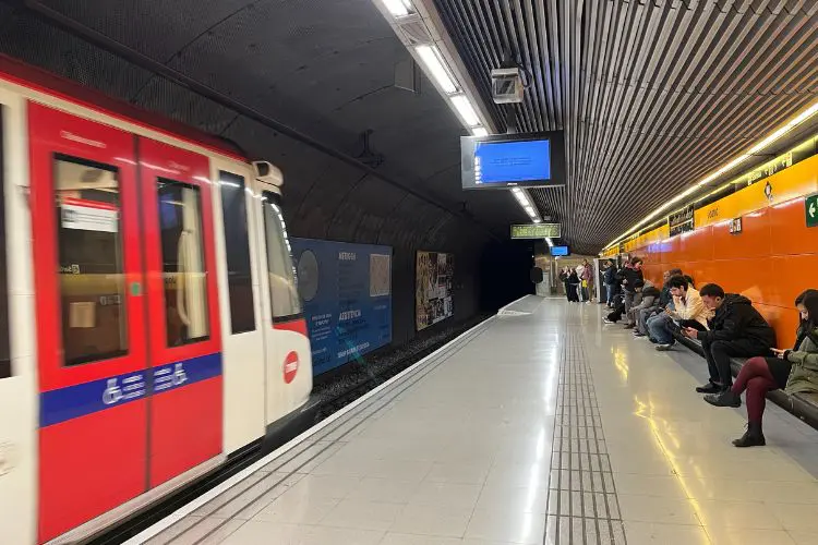 Estação de metrô de Barcelona