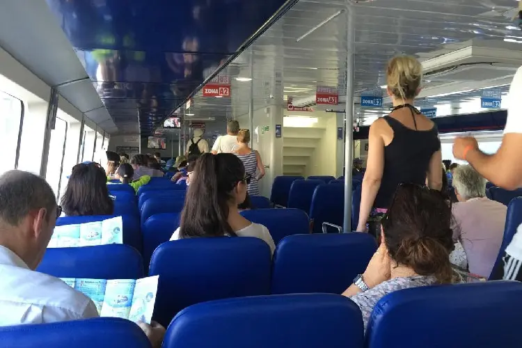 Ferry na Costa Amalfitana