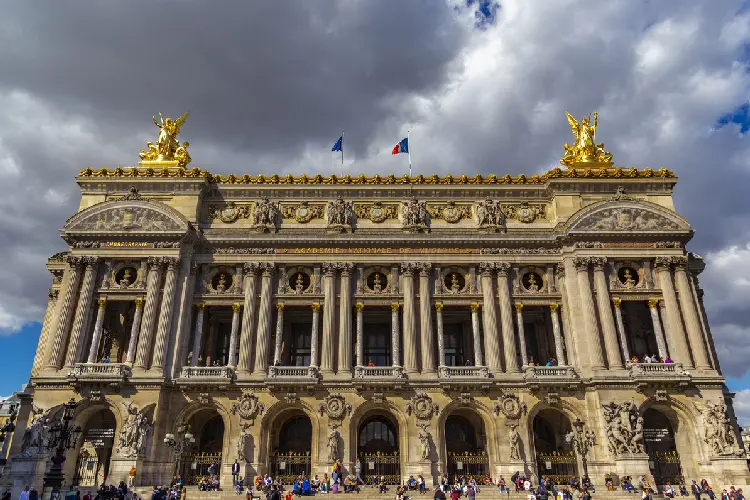 Arquitetura da Ópera Garnier.
