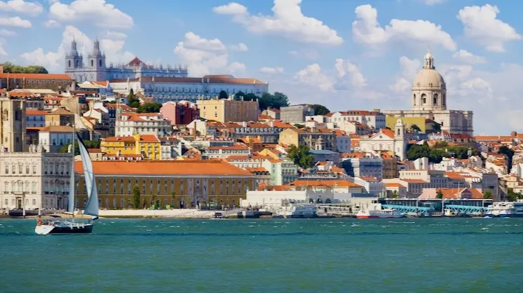 Opções de passeio de barco no Rio Tejo
