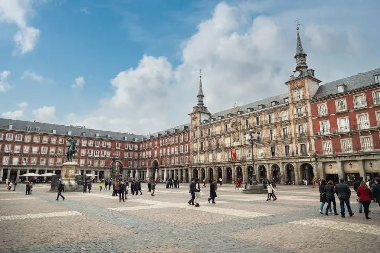 Praca em madrid, espanha