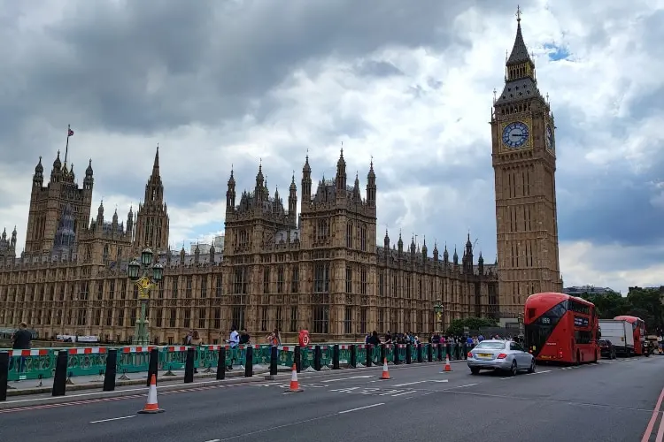 Londres é uma cidade que impacta no orçamento de quanto custa viajar para a Europa