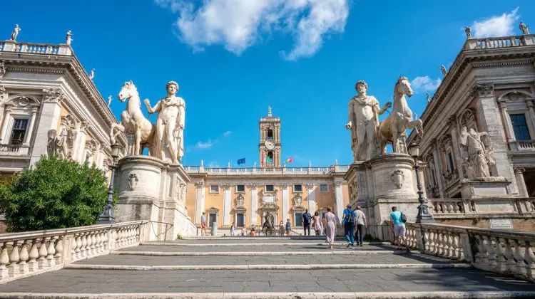 Vista da Piazza del Campidoglio, onde ficam os Museus Capitolinos