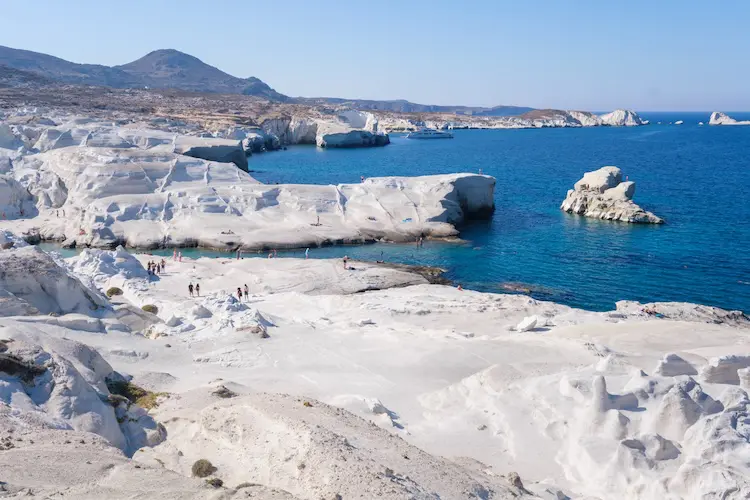 Praia de Sarakiniko, na ilha de Milos