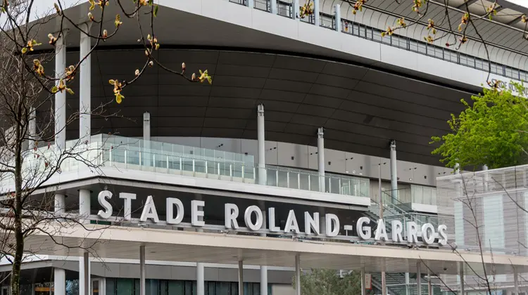 Entrada do Estádio de Roland-Garros em Paris