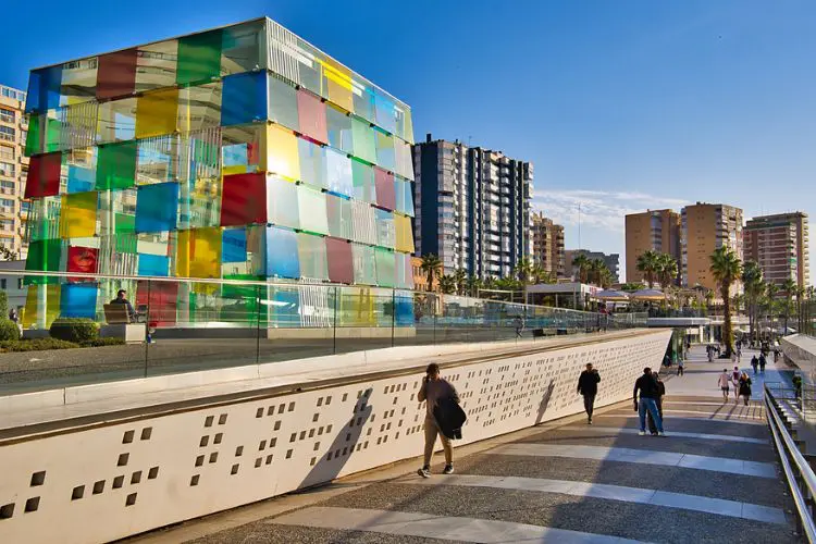 Centre Pompidou um dos destinos do que fazer em Málaga.