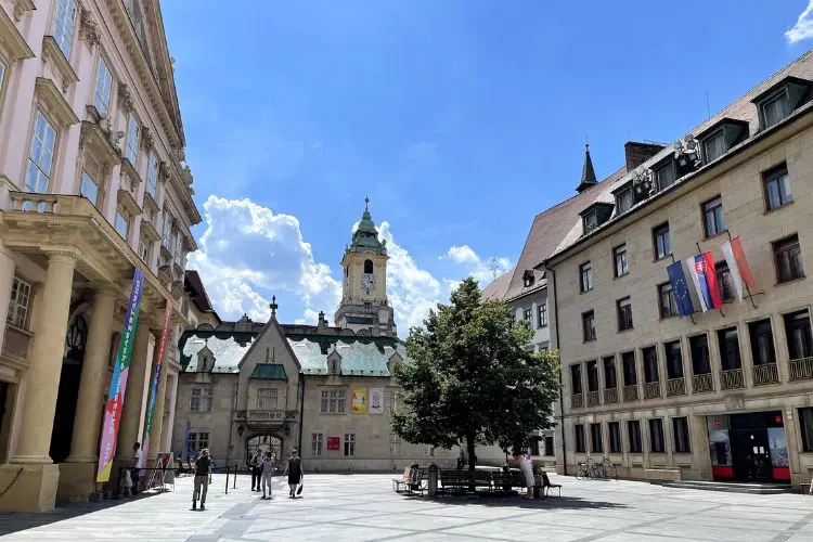 Bratislava deve estar no seu roteiro pela Europa