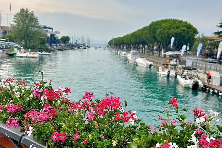 Canal em Peschiera del Garda