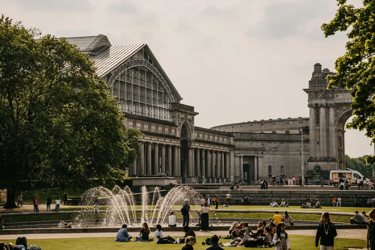 Parc du Cinquantenaire, localizado no Quartier Européen.