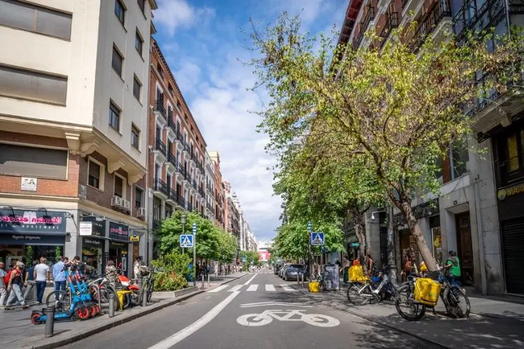 Rua em Madrid